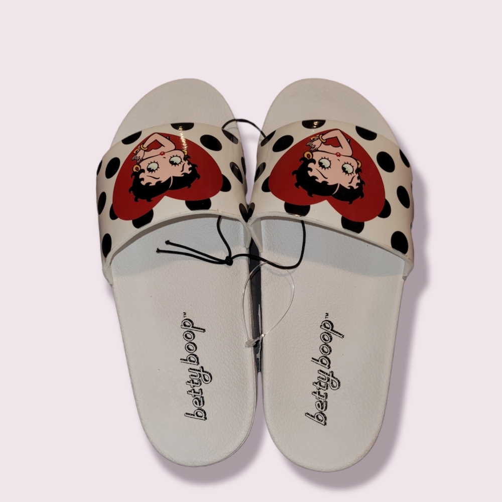 Betty Boop White Slides Women's size 8 NWT